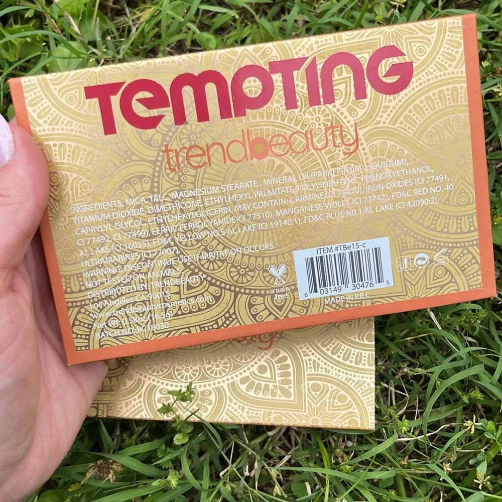 NEW beautycreations TEMPTING Eyeshadow Palette Makeup Palette Warm tone Neutrals